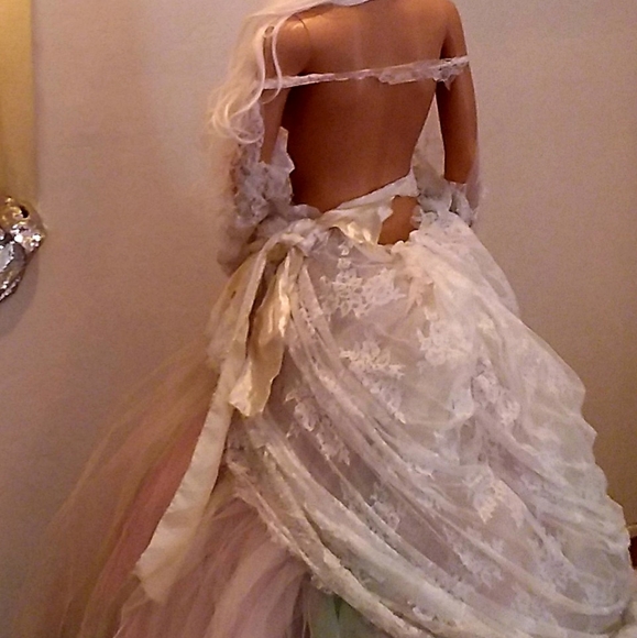 LEAH Ivory Rainbow Lace Tulle Wedding Ballgown Set - Picture 12 of 15